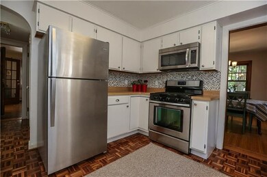 Gas stove