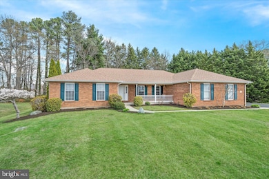 128 Matthew Dr, Bear, DE 19701 - photo 2