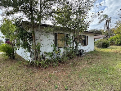 1446 Gilmore Ave, Lakeland, FL 33805 - photo 5