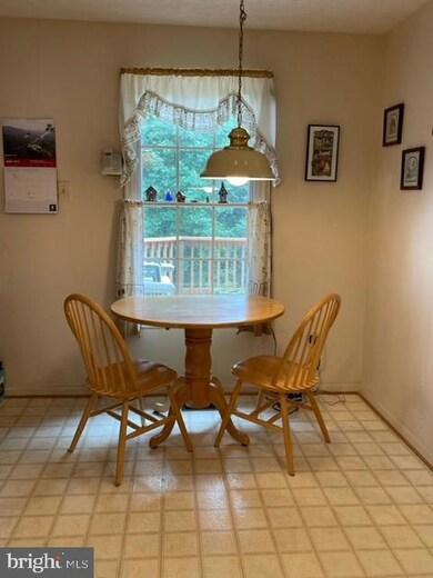 613 Budleigh Cir, Lutherville Timonium, MD 21093 - photo 7