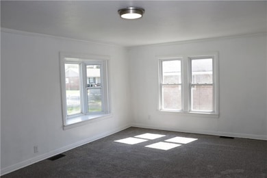 2521 13th St, Columbus, IN 47201 - photo 4