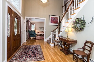 4 Camelot Ct, Cumberland, RI 02864 - photo 3