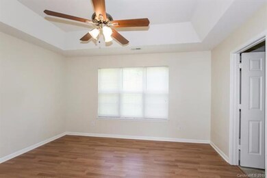 769 Sir Raleigh Dr, Concord, NC 28025 - photo 4