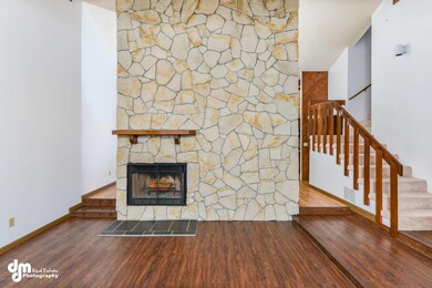 Living Room-4134-FULL