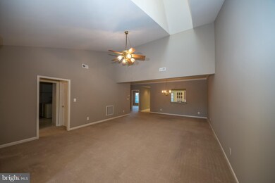 11203 Lynchburg Dr, Fredericksburg, VA 22407 - photo 5