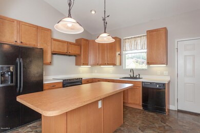 1111 Gary Hunt Rd-12