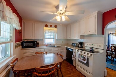 81 Cross St, Methuen, MA 01844 - photo 4