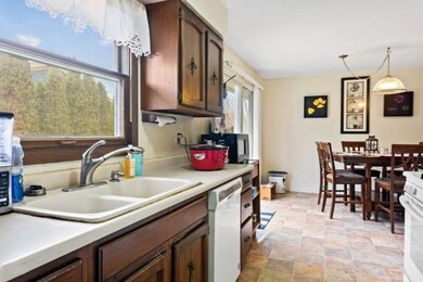 5_2SFranklin_5_Kitchen_LowRes