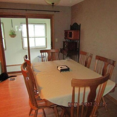 2017-09-01 dining room