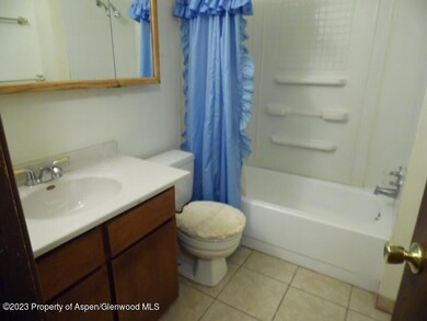 884 Russell St, Craig, CO 81625 - photo 4