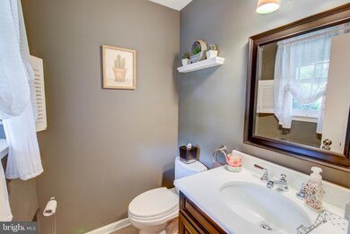 7 Devon Ct, Trenton, NJ 08691 - photo 4