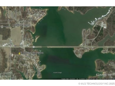 326 Hummingbird, Eufaula, OK 74432 - photo 2