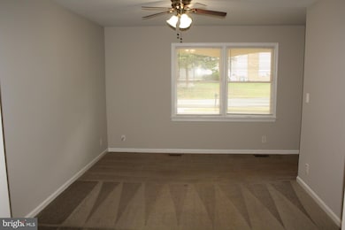 423 Laurel Ave, Fredericksburg, VA 22408 - photo 6