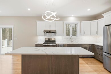 0 Banfield Rd unit 8 4855438, Portsmouth, NH 03801 - photo 6