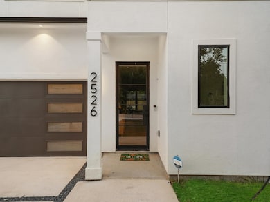 2526 Wall St, Houston, TX 77088 - photo 5