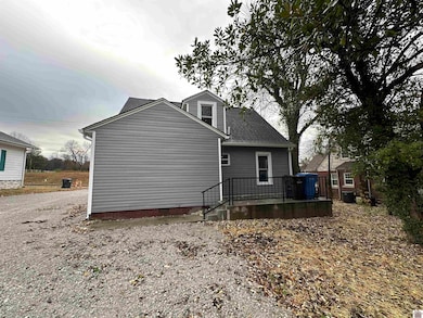 613 Madisonville St, Princeton, KY 42445 - photo 7