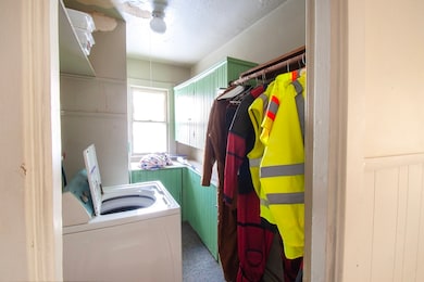 39-41 Malden St, Springfield, MA 01108 - photo 4