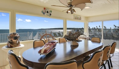 500 Beach Ct, East Marion, NY 11939 - photo 6