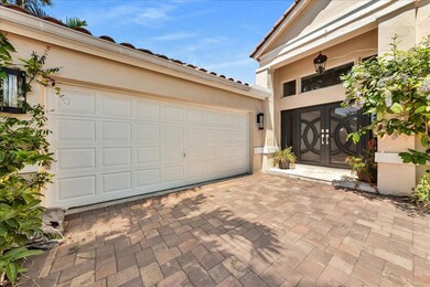 3140 Maple Ln, Davie, FL 33328 - photo 2