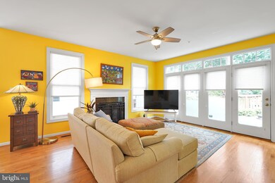 8610 Lancaster Dr, Bethesda, MD 20814 - photo 4