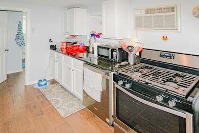 6669 W Devon Ave unit GW, Chicago, IL 60631 - photo 5