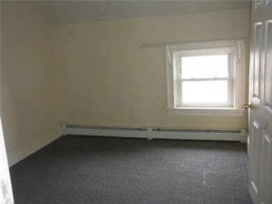 77 Coyle Ave, Pawtucket, RI 02860 - photo 6