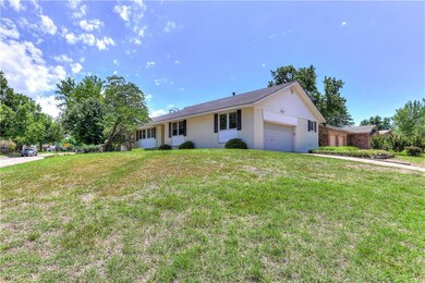 5953 N Sapulpa Ave, Oklahoma City, OK 73112 - photo 2