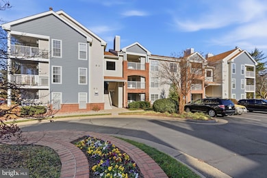 20963 Timber Ridge Terrace unit 103, Ashburn, VA 20147 - photo 3