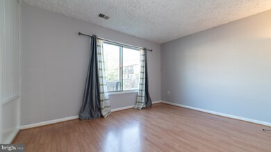 11450 Laurelwalk Dr, Laurel, MD 20708 - photo 5