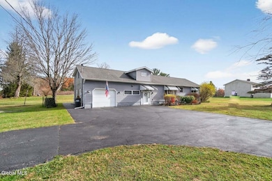 1262 S Kelley Rd, Schenectady, NY 12306 - photo 7