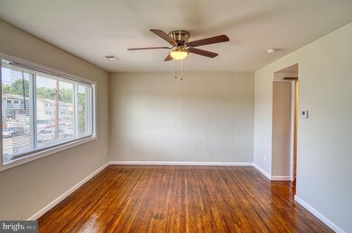 2101 Columbia Place, Hyattsville, MD 20785 - photo 4