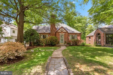 427 Pershing Dr, Silver Spring, MD 20910 - photo 2