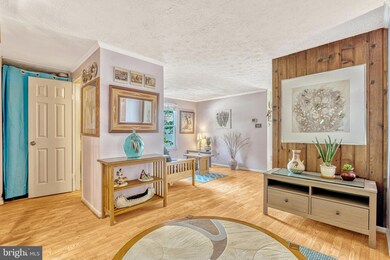 11018 Granby Ct, Reston, VA 20191 - photo 6