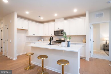 1 Culvert Dr unit 312, West Windsor Township, NJ 08550 - photo 2