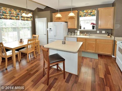 26188 Lands End Dr, Chantilly, VA 20152 - photo 3