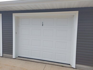 4710 Chadwick Rd unit 3, Cedar Falls, IA 50613 - photo 6