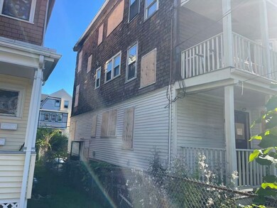 81 Wheatland St, Somerville, MA 02145 - photo 5