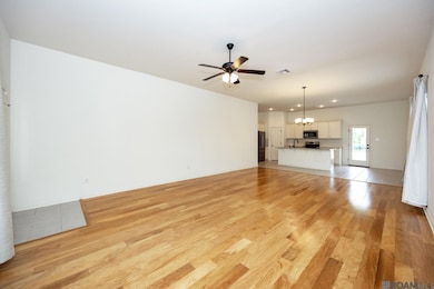 1072 Shadow Bluff Dr, Baton Rouge, LA 70820 - photo 4