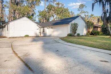 3416 Eman Dr, Jacksonville, FL 32216 - photo 2