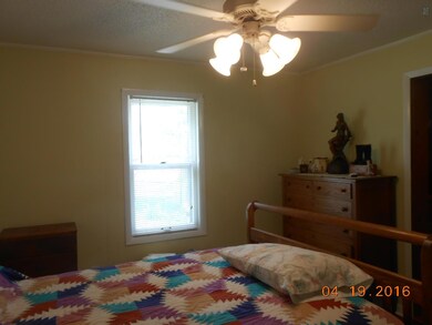 210 Ray St, Shelbyville, TN 37160 - photo 7