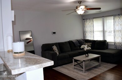 904 Barn St, Jacksonville, NC 28540 - photo 4