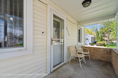 06-6028-Rolfe-Rd-Lansing-MI-48911-Window