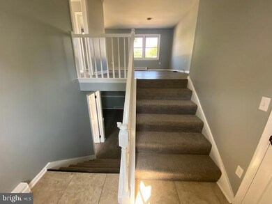 327 E Hemlock St, Palmyra, PA 17078 - photo 6