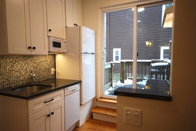 10 Shepard St unit 5, Cambridge, MA 02138 - photo 3