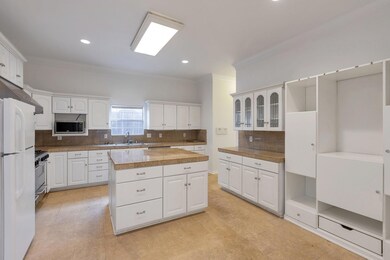 6464 Trammel Dr, Dallas, TX 75214 - photo 4