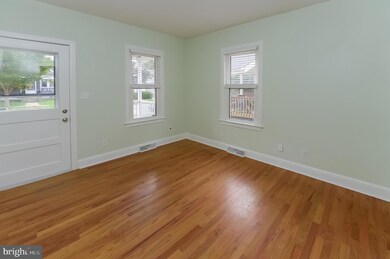 143 Lafayette Rd, Audubon, NJ 08106 - photo 4