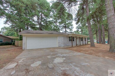 3710 Honeysuckle Ln, Texarkana, TX 75503 - photo 2