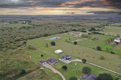 7911 Short Rd, Needville, TX 77461 - photo 4