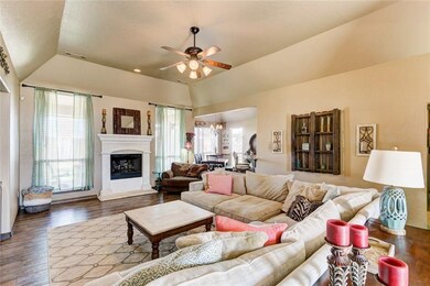 4704 Kellye Green St, Shawnee, OK 74804 - photo 6