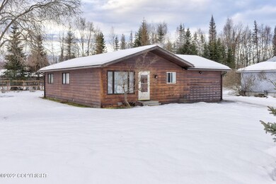 1392 sf home 3 Beds, 2 Baths